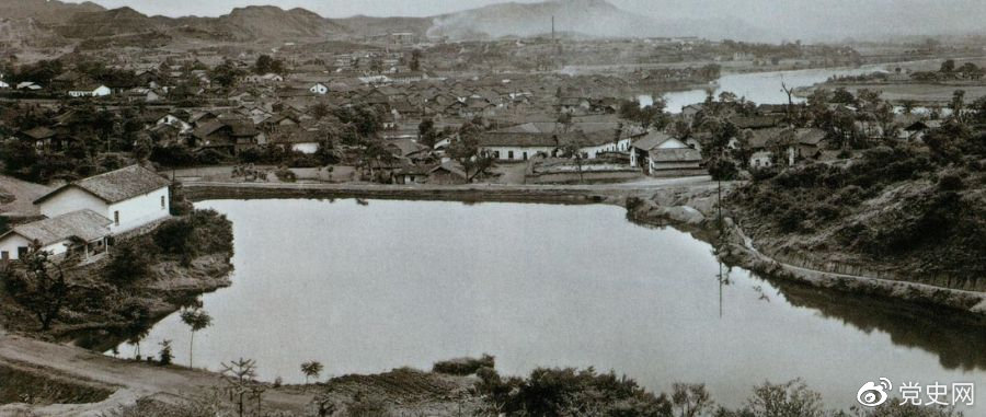 1930年8月23日，紅一軍團(tuán)和紅三軍團(tuán)在湖南瀏陽(yáng)永和市會(huì)師，組成中國(guó)工農(nóng)紅軍第一方面軍，朱德任總司令，毛澤東任總前委書記兼總政治委員。圖為瀏陽(yáng)永和市。